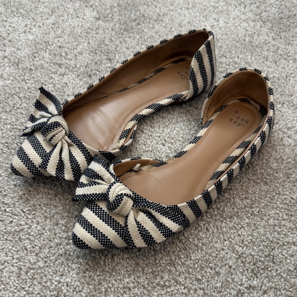 a new day Black and Cream Striped Flats